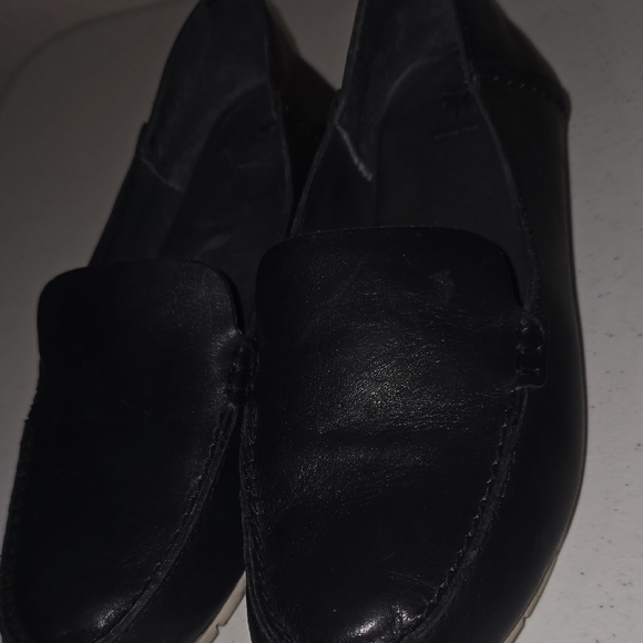 FRYE Black Leather Loafers - Picture 4 of 8